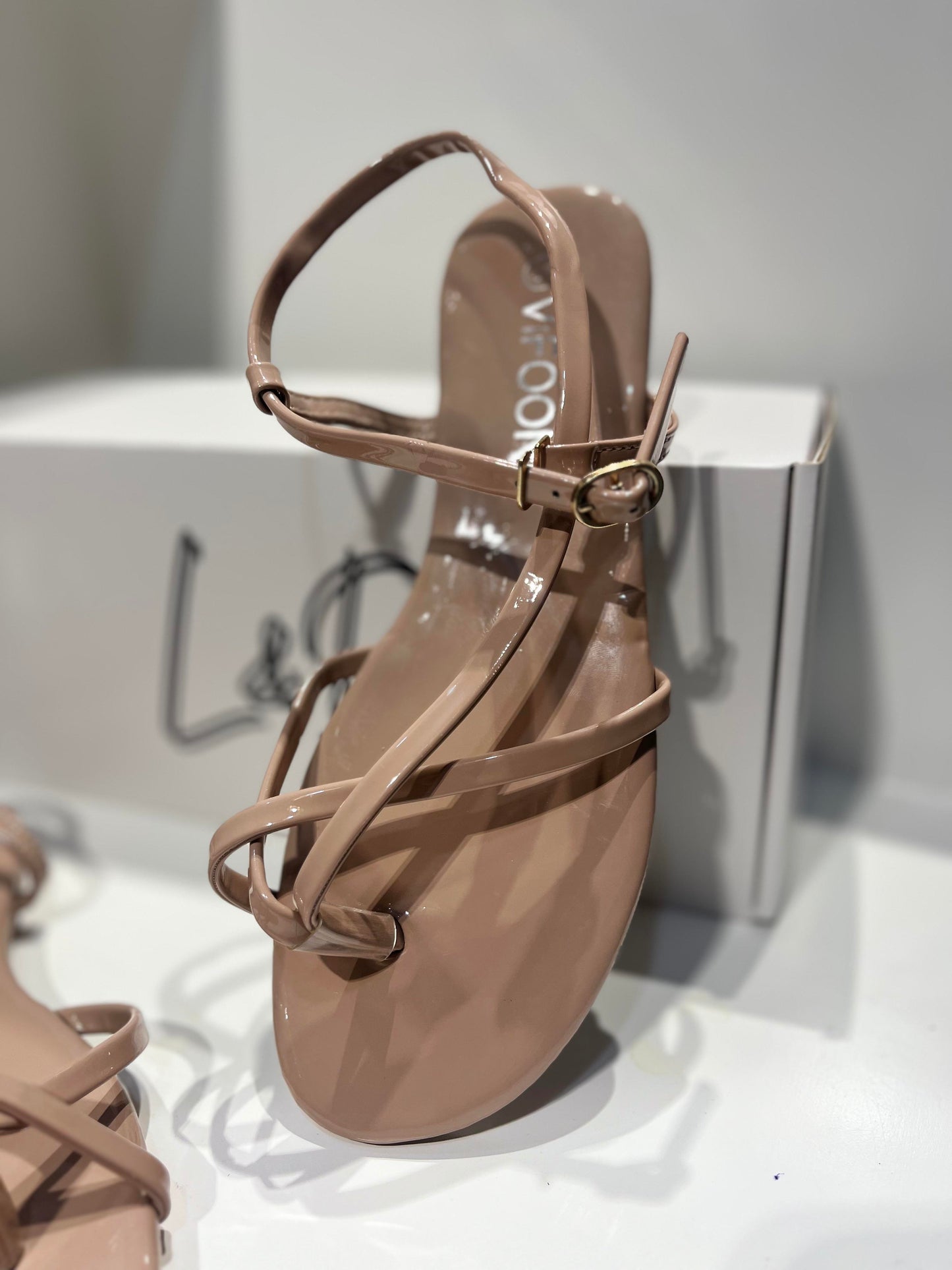 L&D Ramona Sandals Women's Strappy Glossy Flats