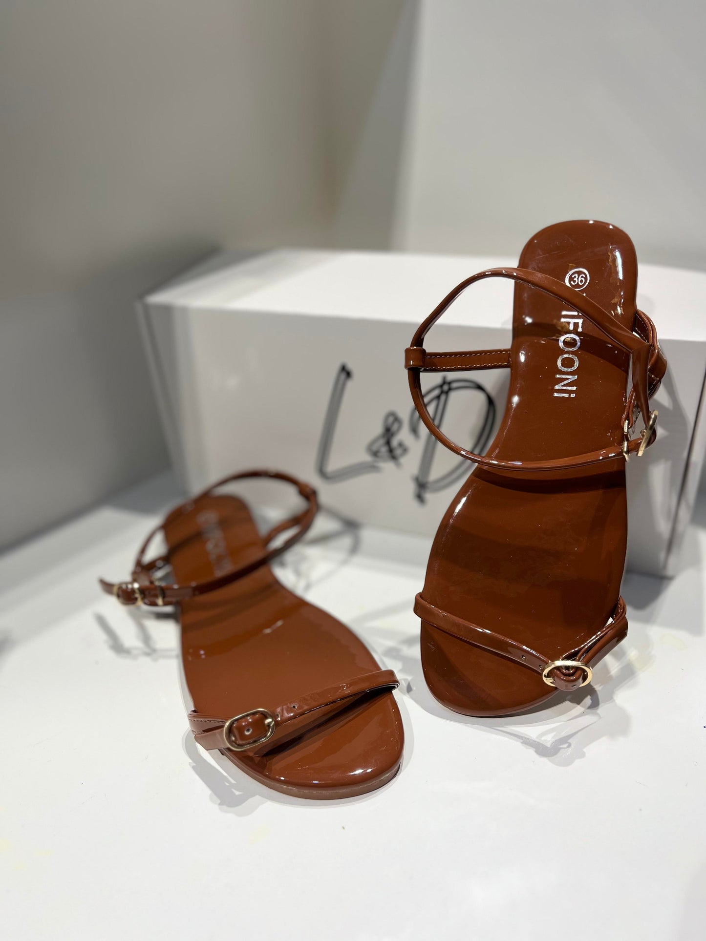 L&D Minimalist Strappy Flats Sandals