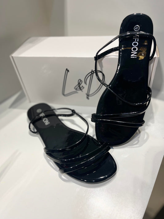 L&D Layla Women’s Strappy Flats Sandals