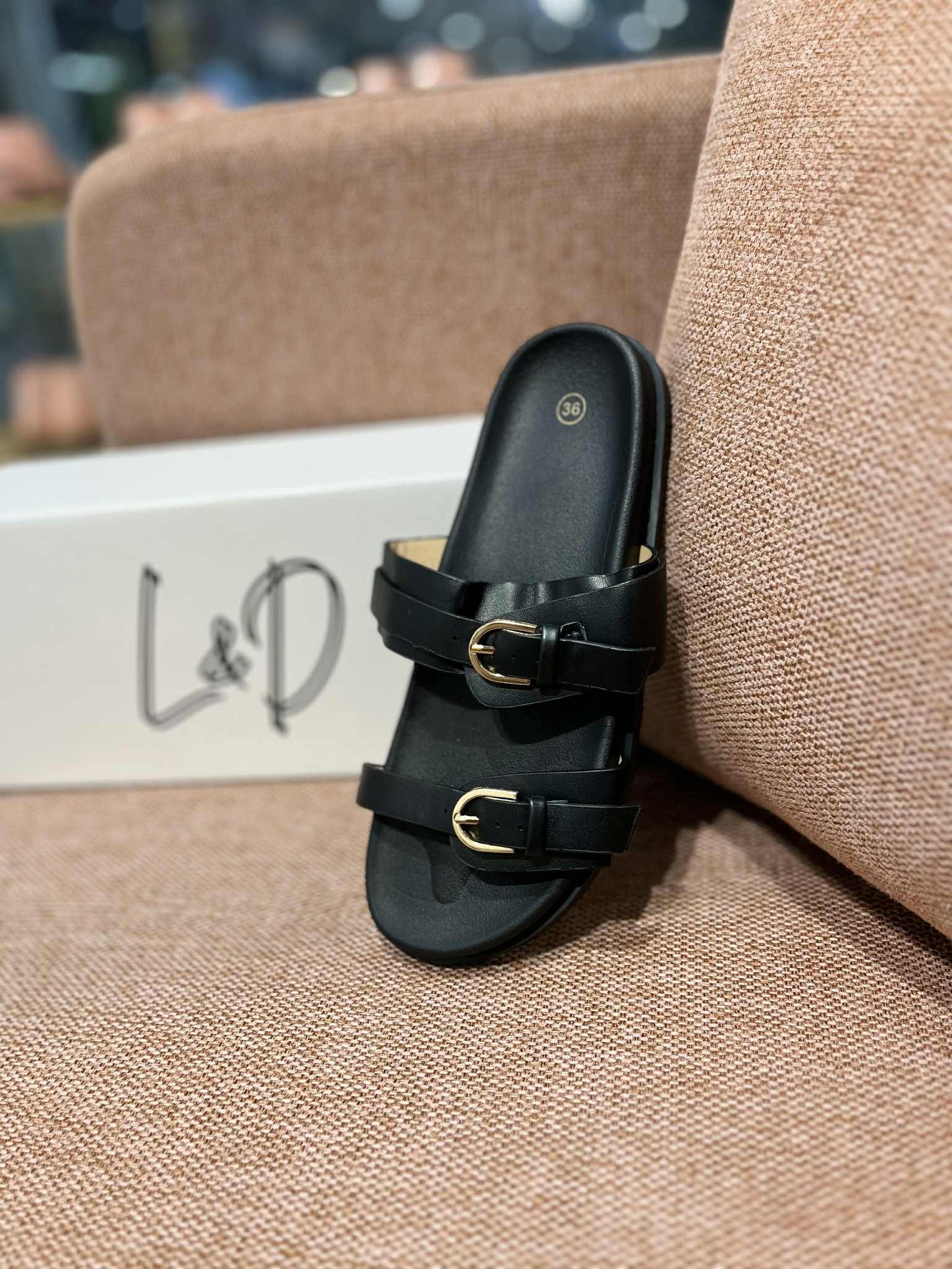 L&D Nika Sandals