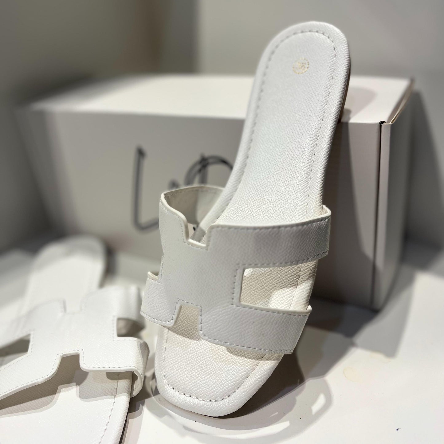 L&D Lea Sandals