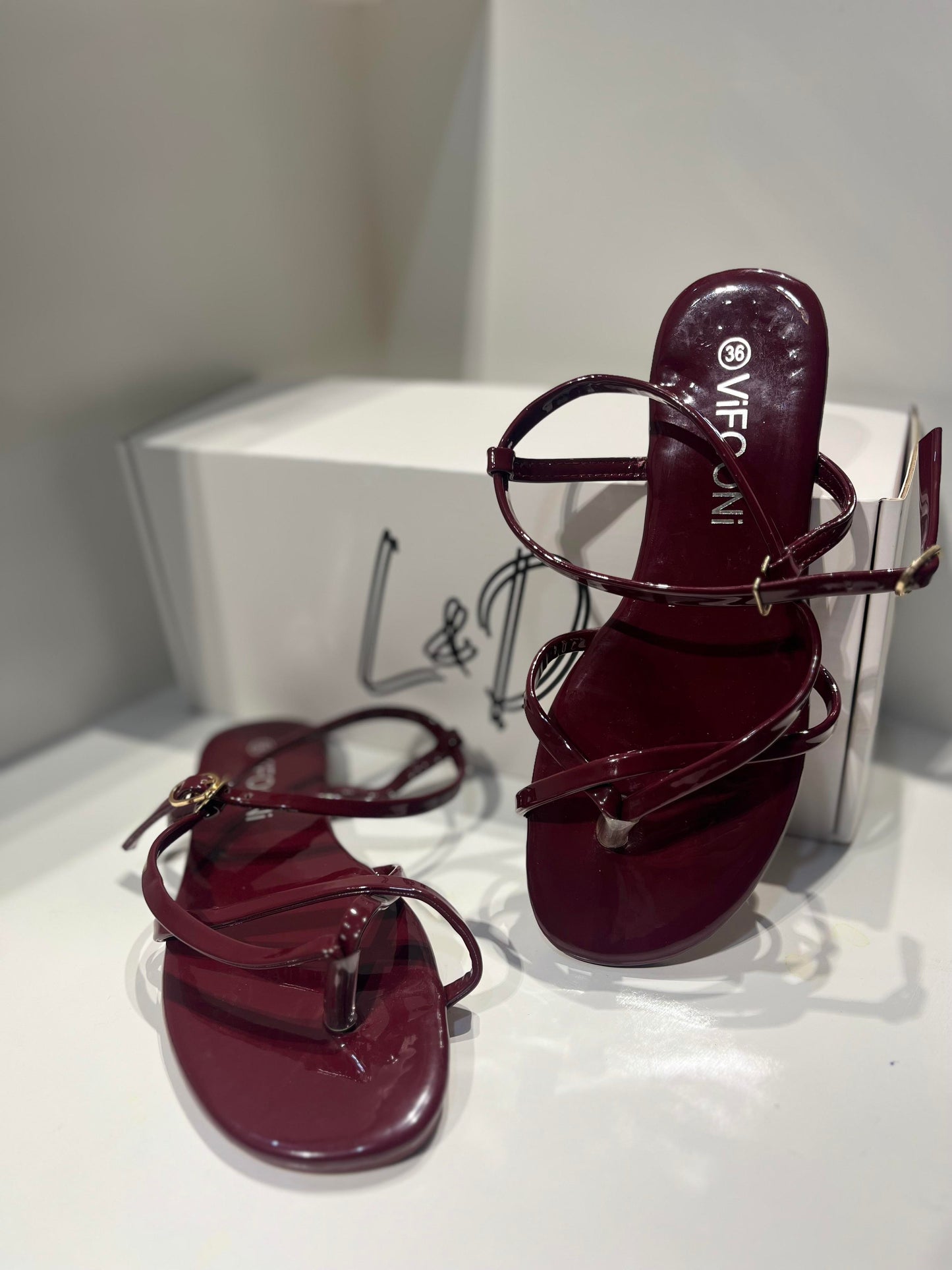 L&D Ramona Sandals Women's Strappy Glossy Flats