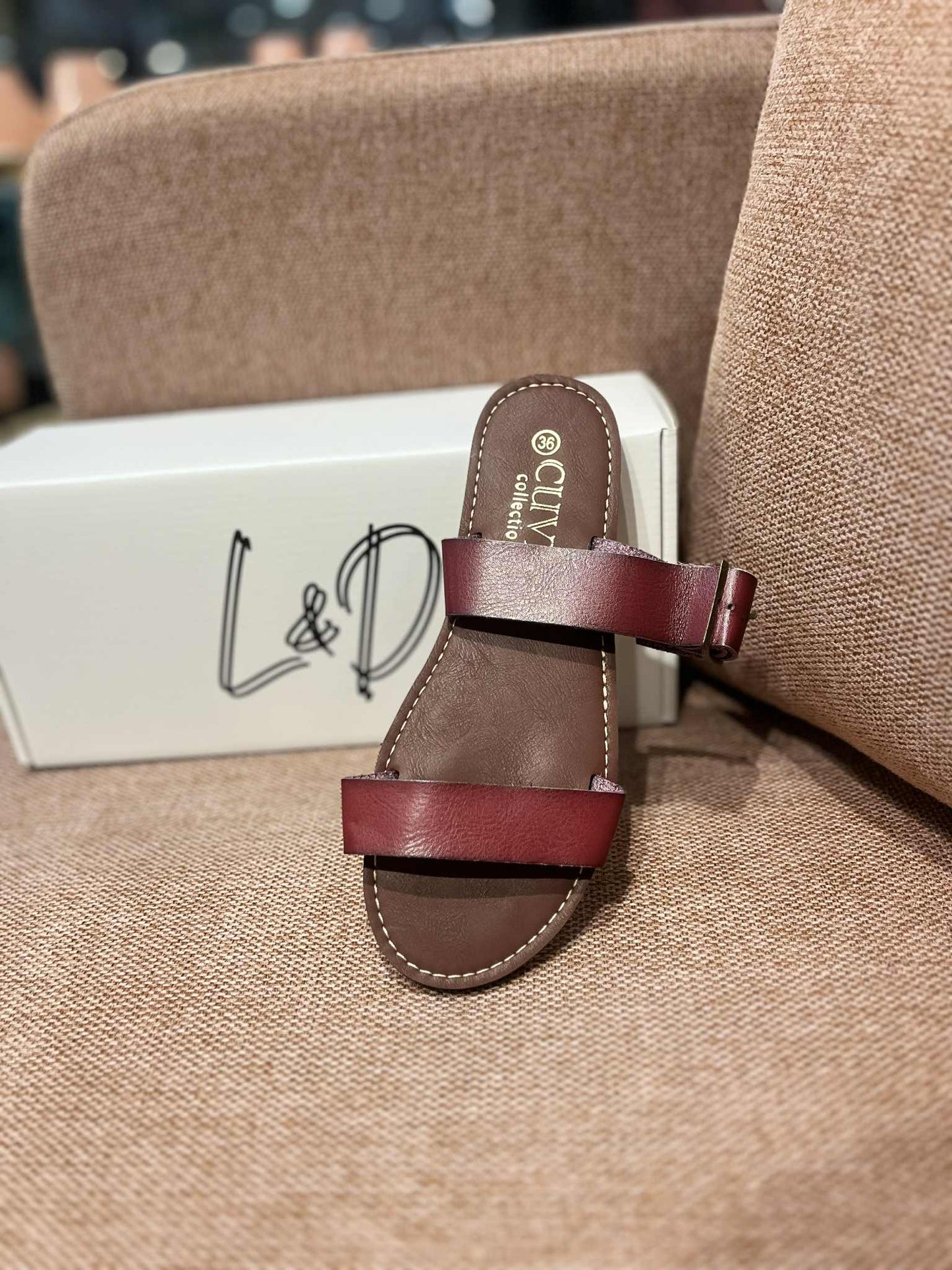 L&D ANN Sandals