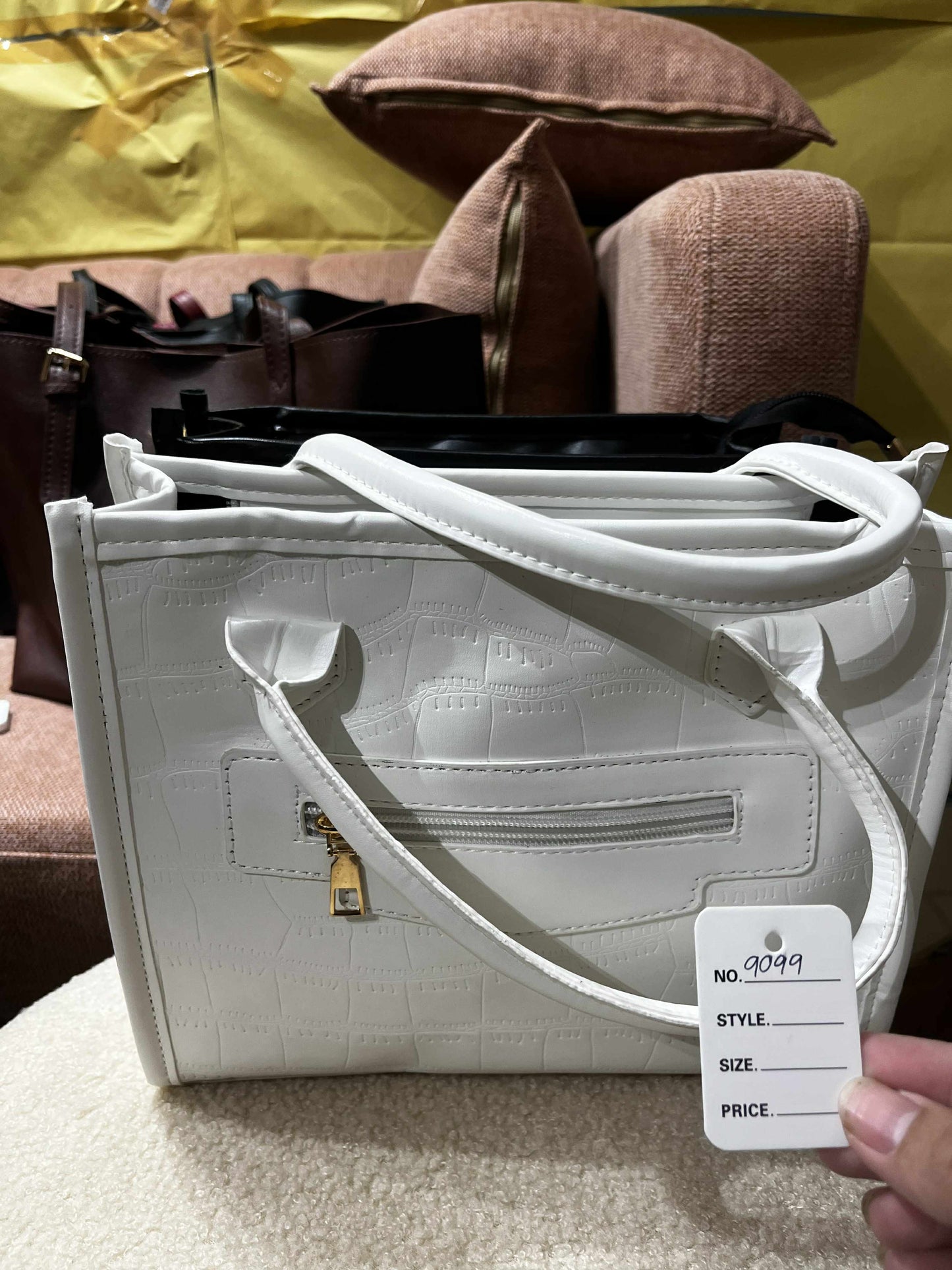 Bag # 23 - 6606