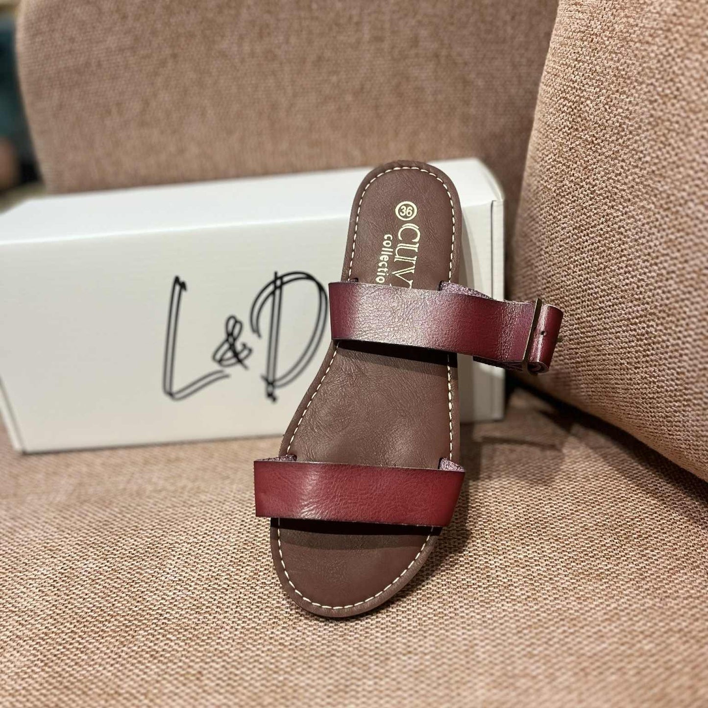 L&D ANN Sandals