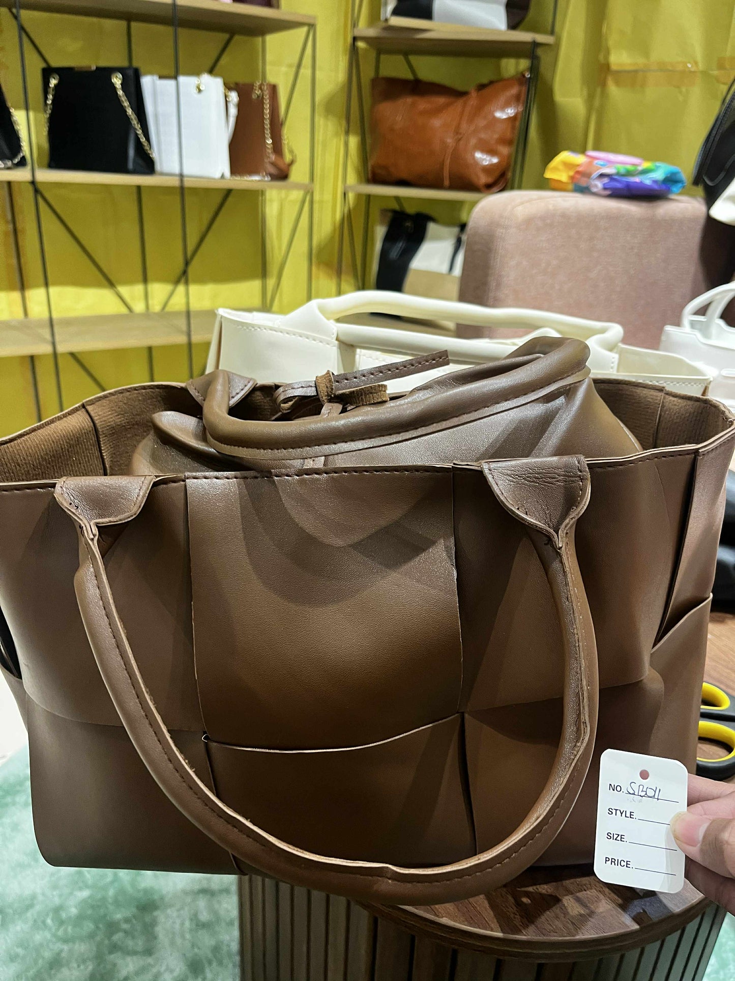 Bag # 16 - SKU SB01